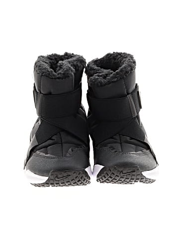 Nike Boots (view 2)