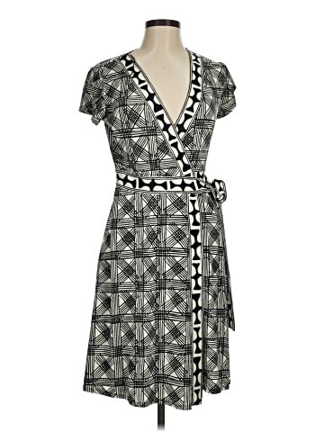 Donna Morgan Casual Dress (view 1)
