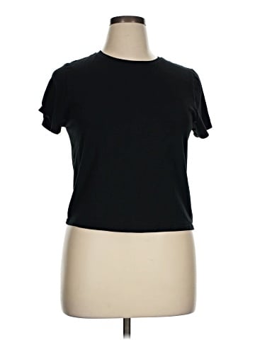 Old Navy Short Sleeve T-Shirt (view 1)
