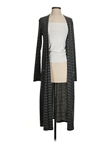 Agnes & Dora Cardigan (view 1)