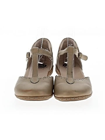 Livie & Luca Flats (view 2)