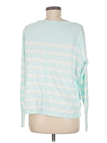 Vineyard Vines Pullover Sweater (view 2)