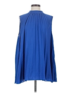 Emery Rose Sleeveless Blouse