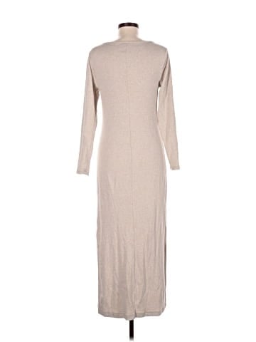 Old Navy Casual Dress (view 2)