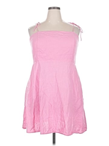 Old Navy Casual Dress (view 1)