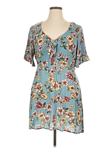 Xhilaration Casual Dress (view 1)