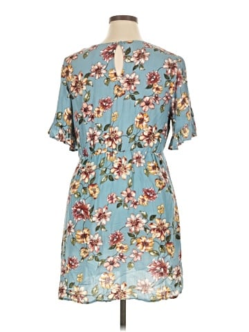 Xhilaration Casual Dress (view 2)