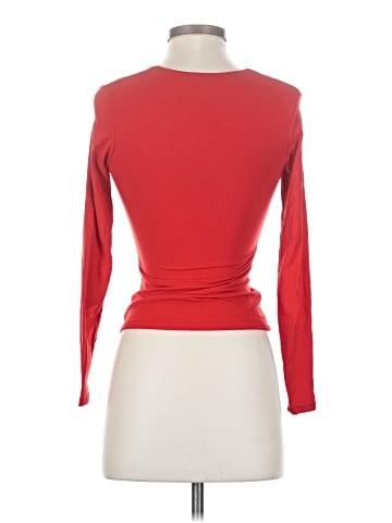 Pumiey 3/4 Sleeve T-Shirt (view 2)