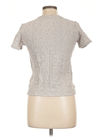 Uniqlo Short Sleeve T-Shirt (view 2)