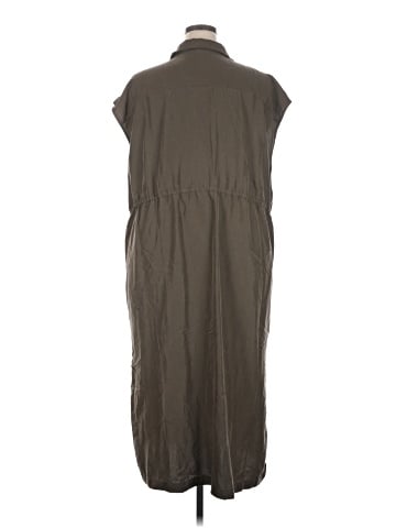 Old Navy Casual Dress (view 2)