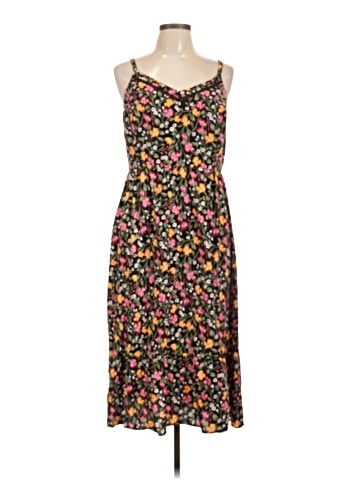 Old Navy Casual Dress (view 1)