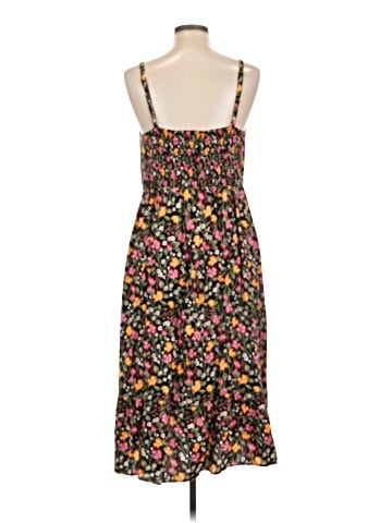 Old Navy Casual Dress (view 2)