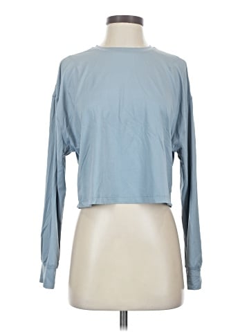 Lululemon Athletica Long Sleeve T-Shirt (view 1)