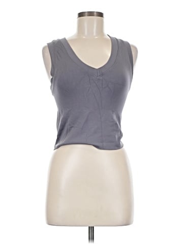 Dynamic Sleeveless T-Shirt (view 1)
