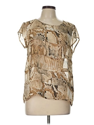 Sunny Leigh Short Sleeve Blouse (view 1)