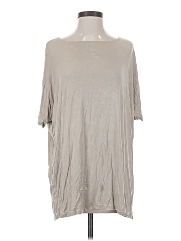 Emma's Closet 3/4 Sleeve T-Shirt (view 1)