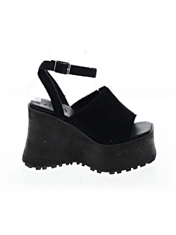 Delia's Wedges (view 1)
