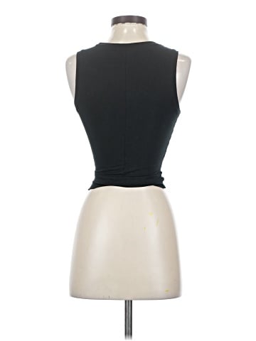 American Eagle Outfitters Sleeveless T-Shirt (view 2)