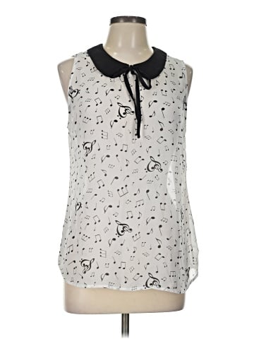 Hot Topic Sleeveless Blouse (view 1)