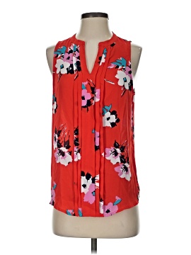 Market And Spruce Sleeveless Blouse