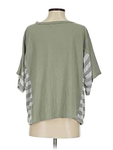 BKE Short Sleeve T-Shirt (view 2)