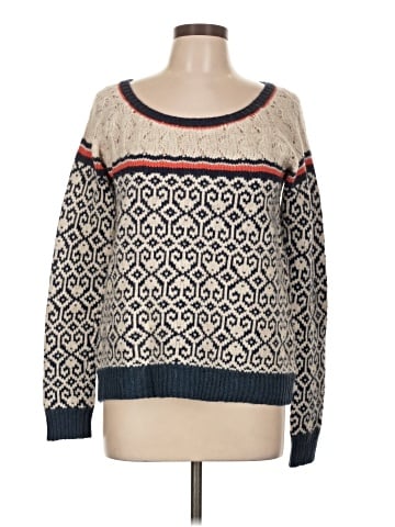 American Eagle Outfitters Pullover Sweater (view 1)