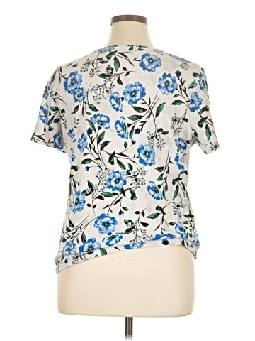 Croft & Barrow Short Sleeve T-Shirt (view 2)