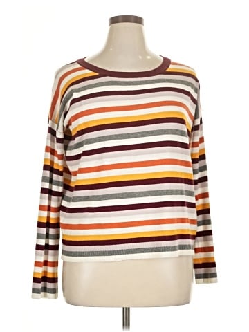 Fate Pullover Sweater (view 1)