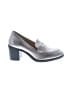 Hush Puppies Metallic Gray Tan Heels Size 7 1/2 - photo 1