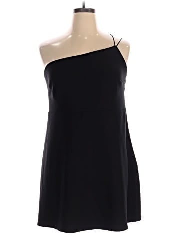 Abercrombie & Fitch Cocktail Dress (view 1)