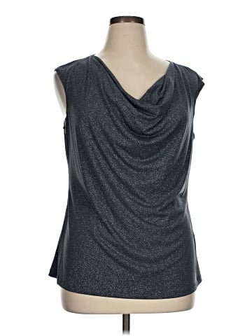 Roz & Ali Sleeveless T-Shirt (view 1)