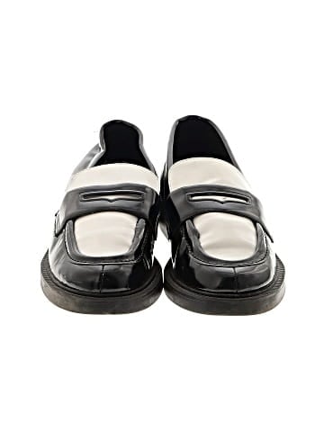 Zara Flats (view 2)