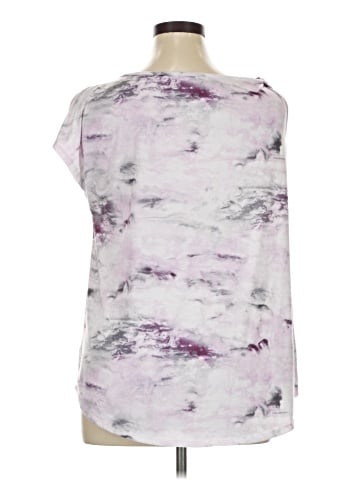 LIVI Active Sleeveless Blouse (view 2)