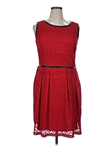 En Focus Cocktail Dress (view 1)