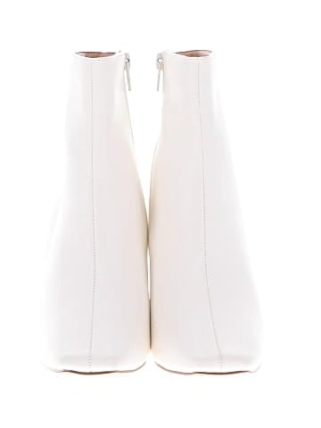 Journee Collection Ankle Boots (view 2)