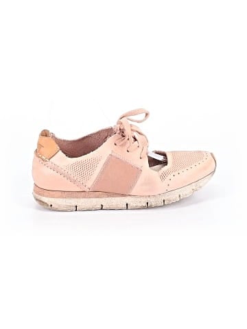otBt Sneakers (view 1)