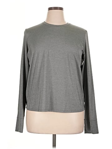 Nike Long Sleeve T-Shirt (view 1)