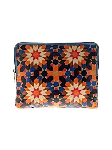 Fossil Clutch (view 2)