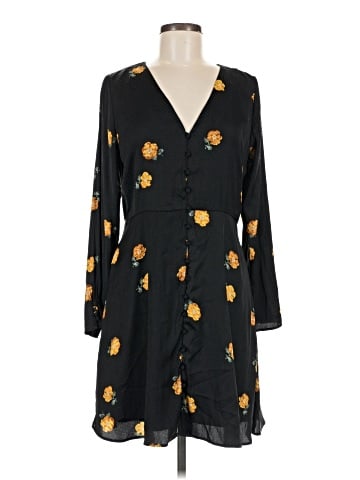 Madewell Lilyblossom Button-Front Dress in Floating Florets (view 1)