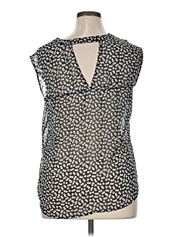 Bellatrix Sleeveless Blouse (view 2)