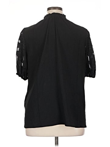 Vince Camuto Short Sleeve Blouse (view 2)