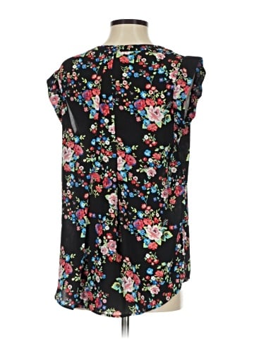 Pleione Short Sleeve Blouse (view 2)