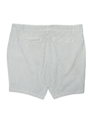 St. John's Bay Shorts (view 2)