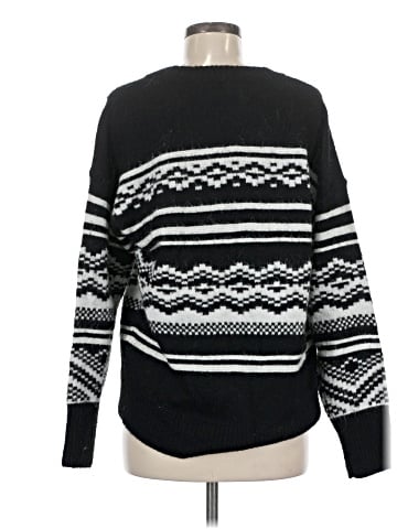Old Navy Pullover Sweater (view 2)