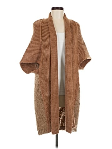 Elan Poncho (view 1)