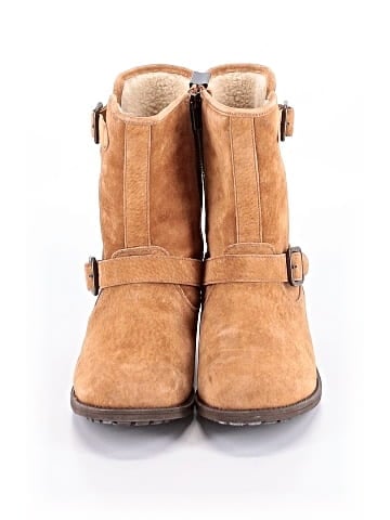 Ugg Boots (view 2)