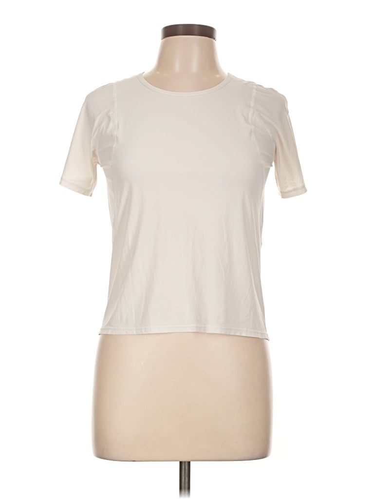 Pre-owned Lululemon Athletica Short Sleeve T-shirt In Ivory
