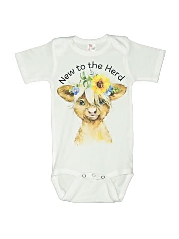 Laughing Giraffe Short Sleeve Onesie (view 1)