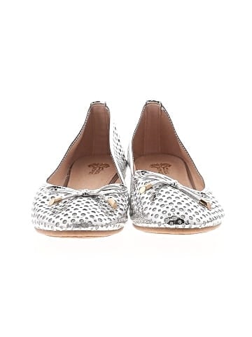 Black Swan Flats (view 2)