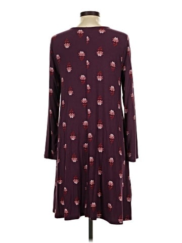 Old Navy Casual Dress (view 2)